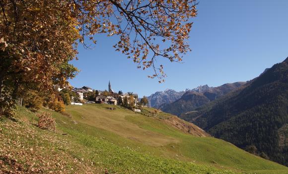 Spazieren durch das Schellen-Ursli-Dorf