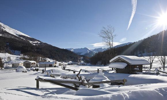 Cross-country skiing in the Biosfera Val Müstair regional nature park