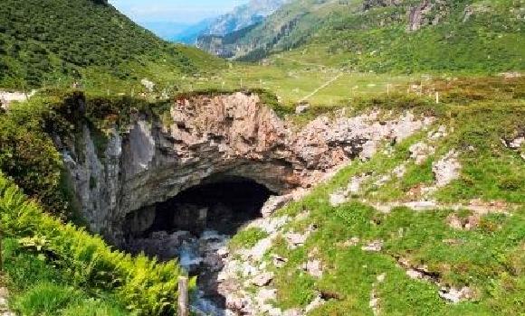 Kärpfbrücke – Glarus thrust