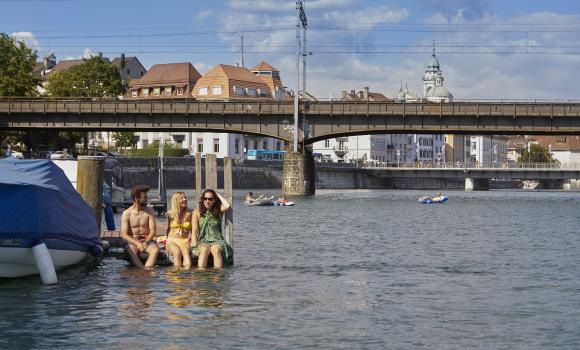 Swimming in the River Aare in the Baroque town