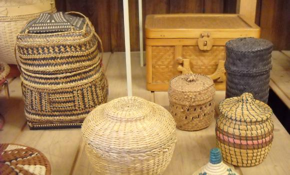 Understand basket weaving