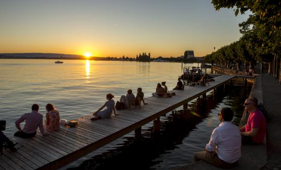 Lakeshore promenade