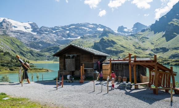 Playground for smugglers and muleteers 