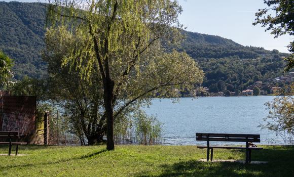 Giro lungolago attorno al Monte Caslano