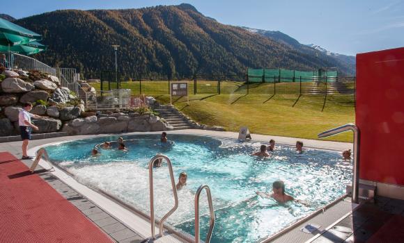 Zernez Family Baths