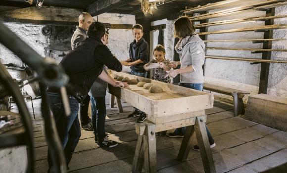 Baking traditional rye bread