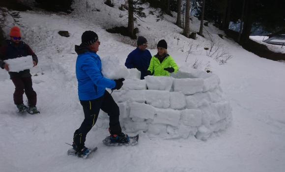 Building an igloo for a night