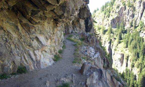 Massa trail – Nepal and Valais