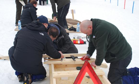 Sledge building - Creative team fun with a top test-run!