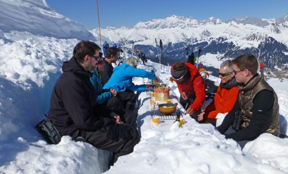Una fondue in cima alla montagna