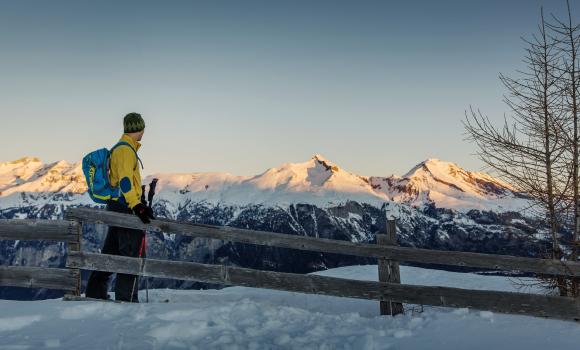 Itinerario con le racchette da neve al Dreibündenstein