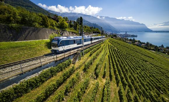 Panoramic-Express - Montreux-Interlaken