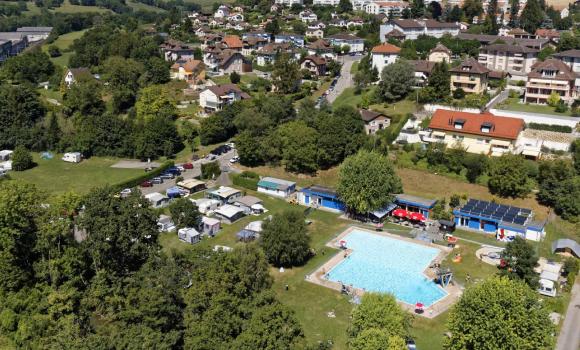 Camping Piscine Penthalaz