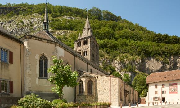 Image 4