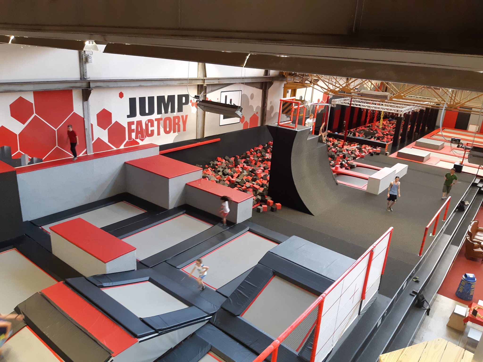 Jump Factory Basel, Activités de plein air à Münchenstein - search.ch
